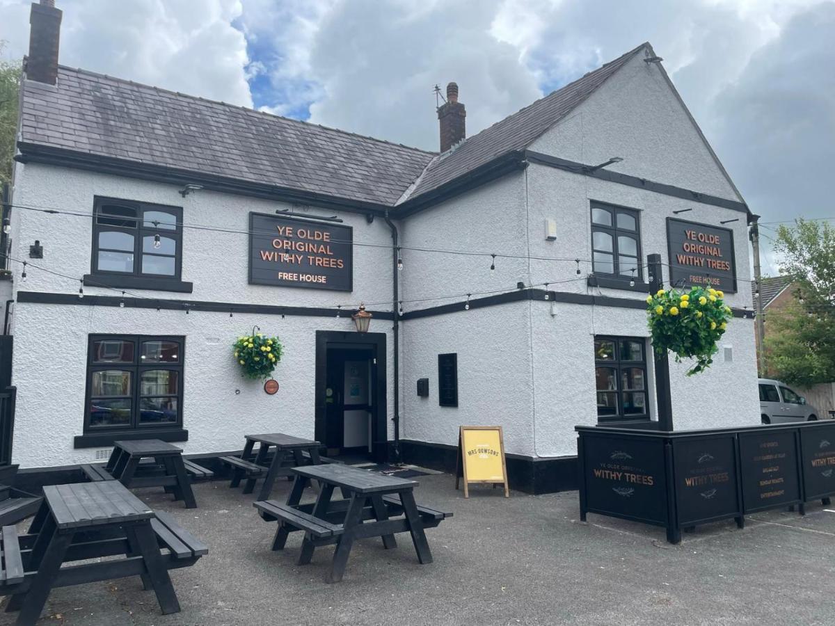 Hotel Ye Olde Original Withy Trees à Bamber Bridge Extérieur photo